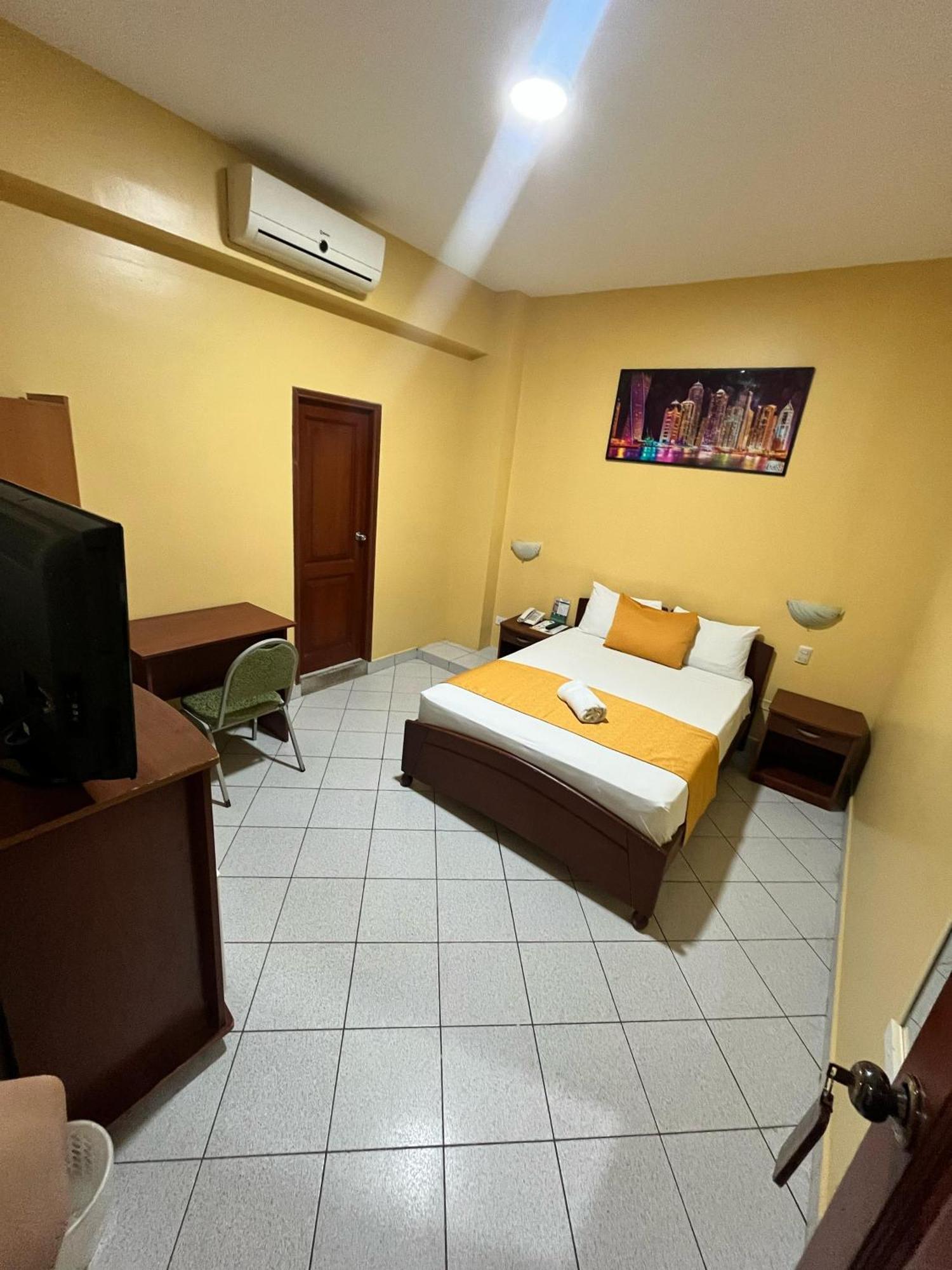 Hotel Boca Raton Tarapoto Exterior foto